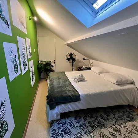Cozy In Near Historic Center